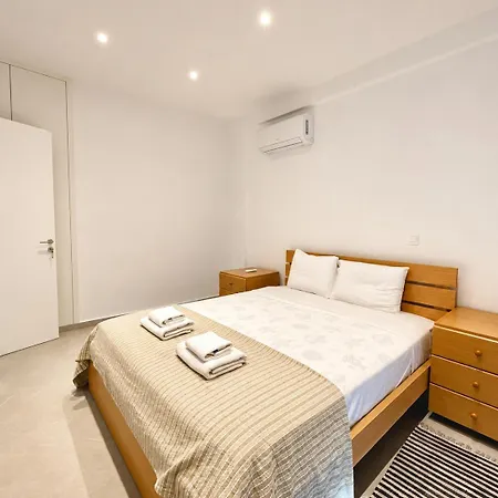 Spacious 2 Bdr Near Universities Nicosia